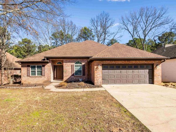 Little Rock, AR 72223