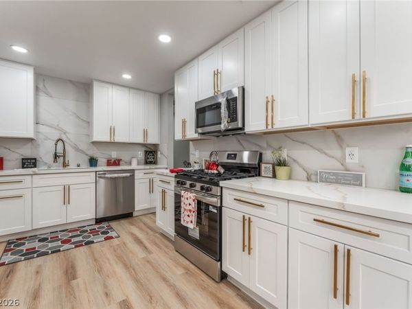 1118 Chapman Drive , Las Vegas, NV 89104