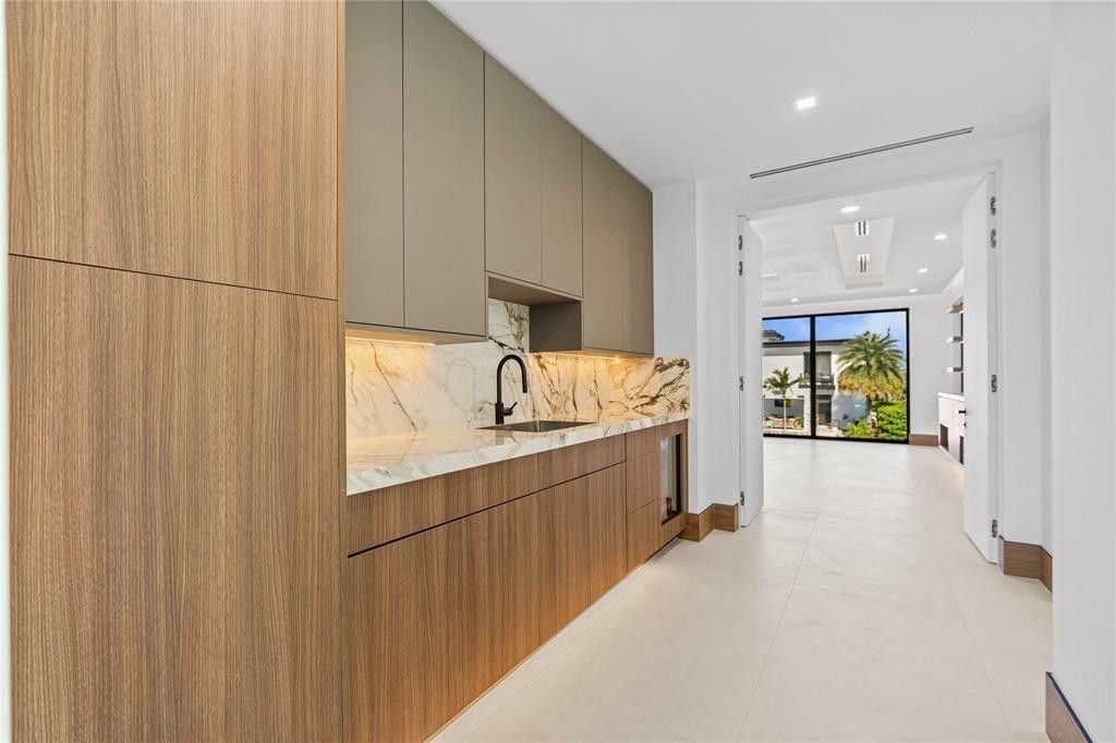 2441 NE 48th Court, Lighthouse Point, FL 33064 Photo