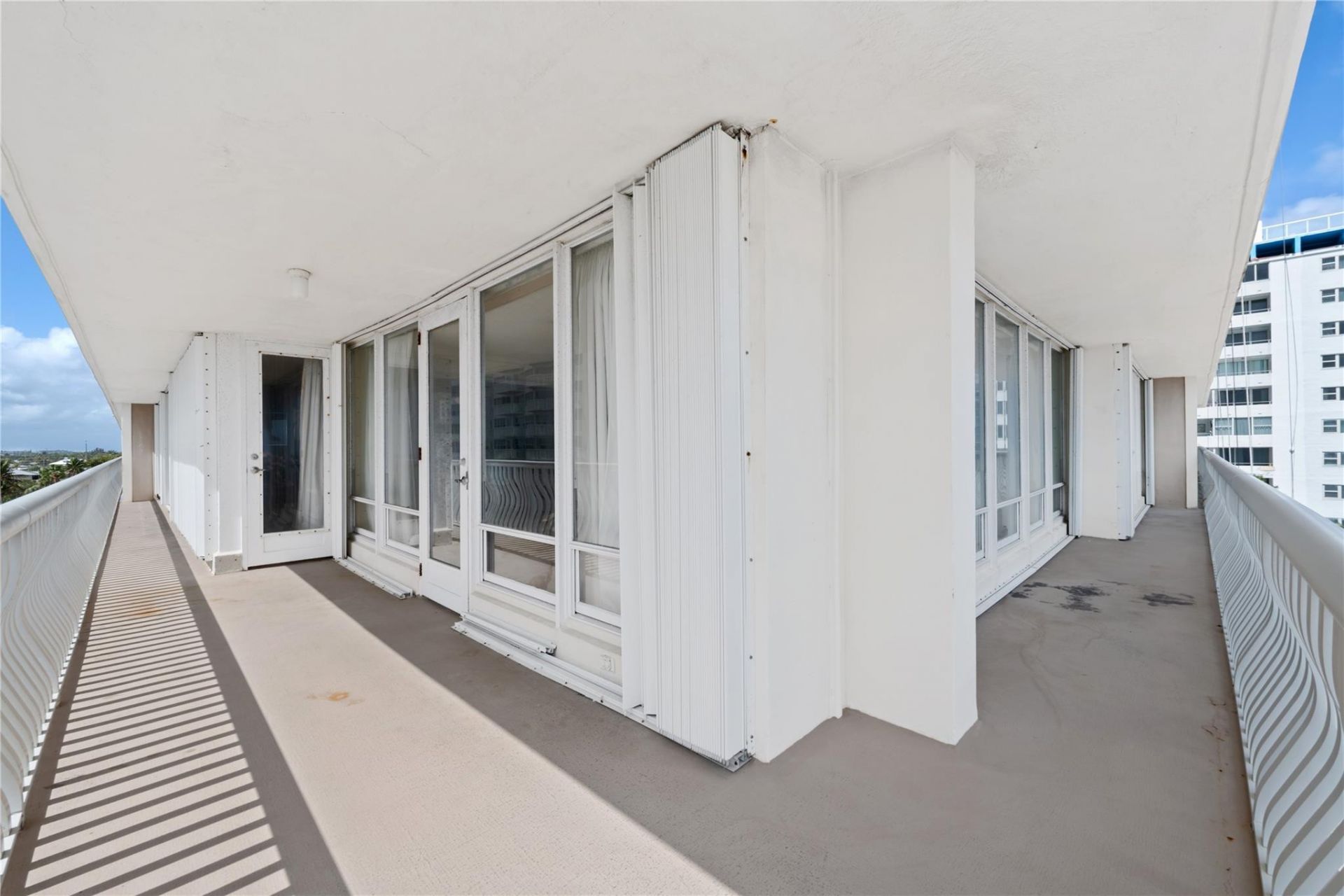 4020 Galt Ocean Drive, Unit 412, Fort Lauderdale, FL 33308 Photo