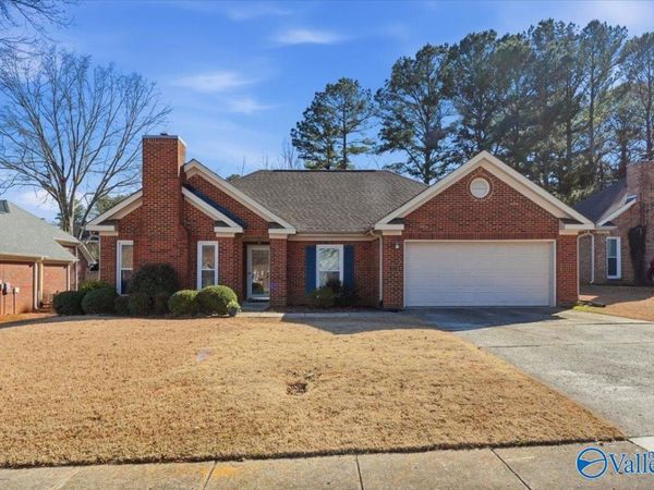 2414 Johnstone Circle, Huntsville, AL 35803