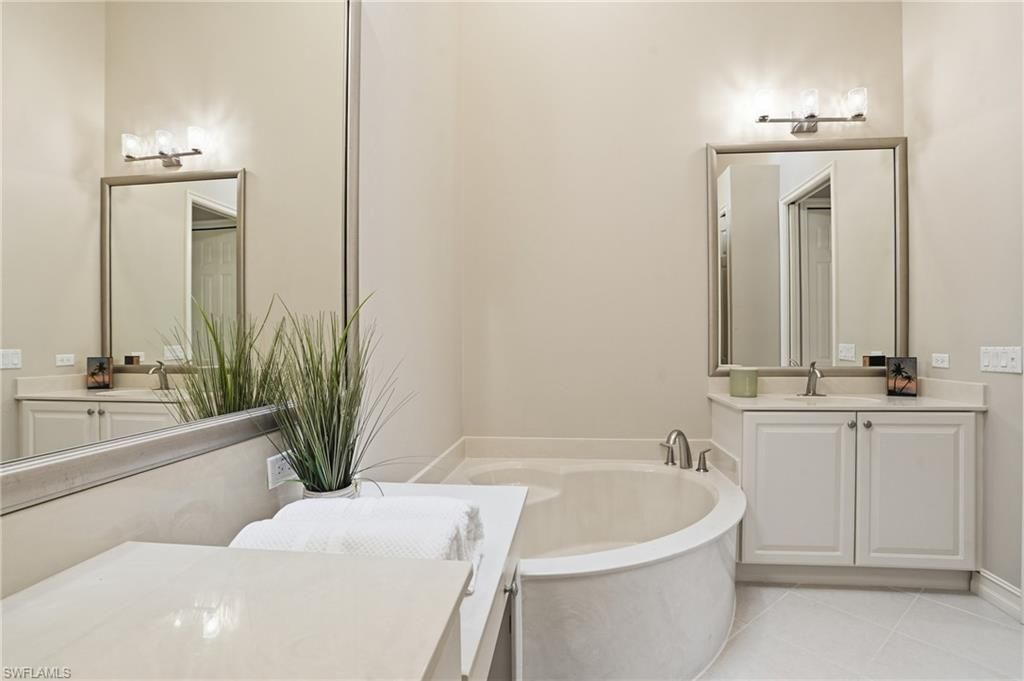 10121 Bellavista Cir , Unit 703, Miromar Lakes, FL 33913 Photo