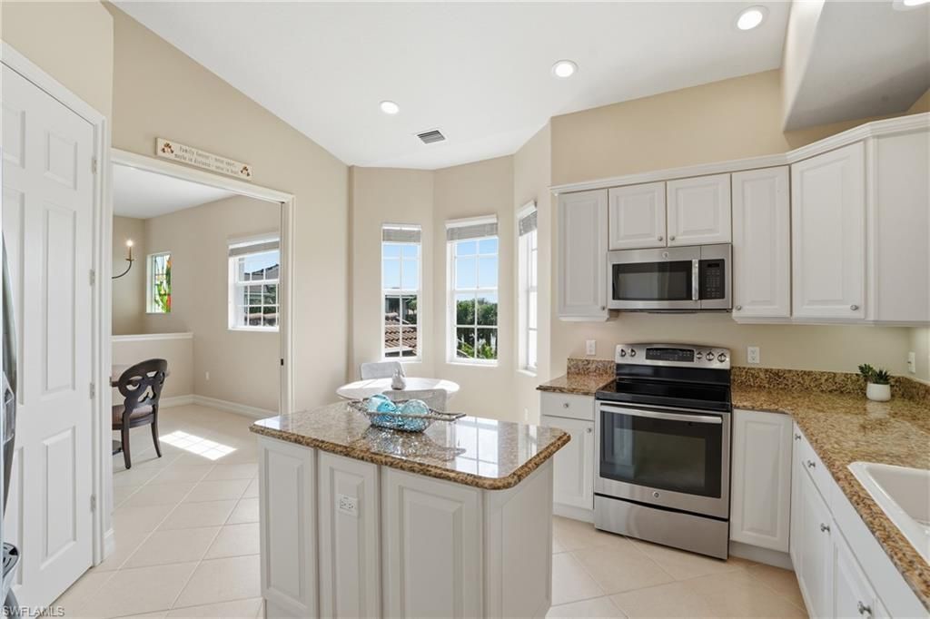 10121 Bellavista Cir , Unit 703, Miromar Lakes, FL 33913 Photo