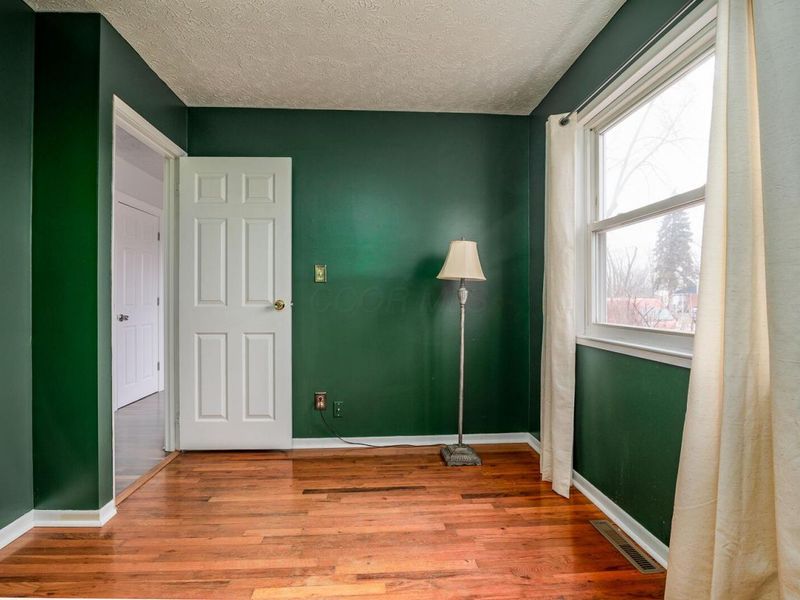 585 Hillsdale Drive, West Jefferson, OH 43162 Photo 17