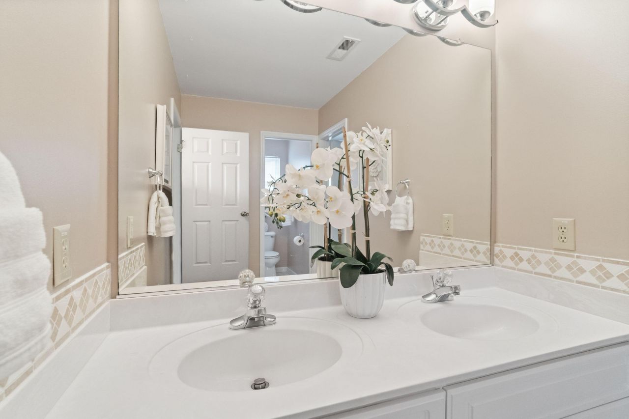 848 Harbor Place Drive Photo 32