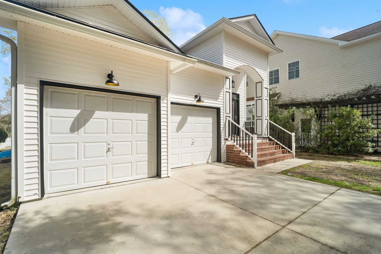 848 Harbor Place Drive Photo 6