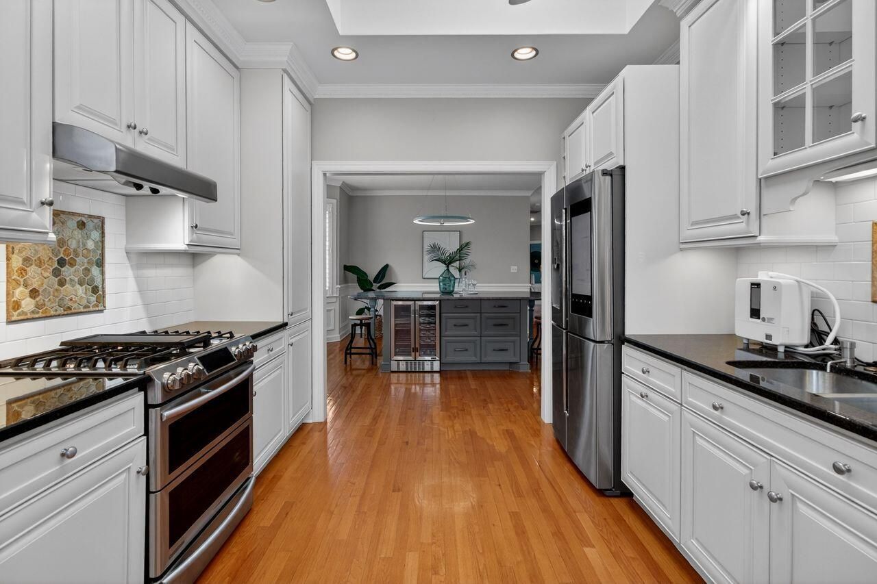 1551 Ben Sawyer Boulevard Photo 19