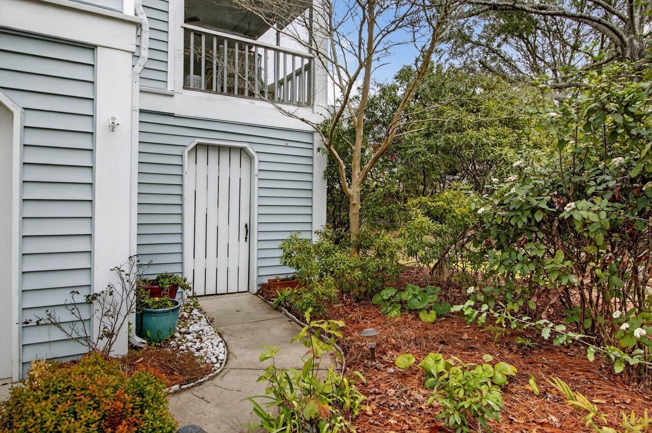 1551 Ben Sawyer Boulevard Photo 4