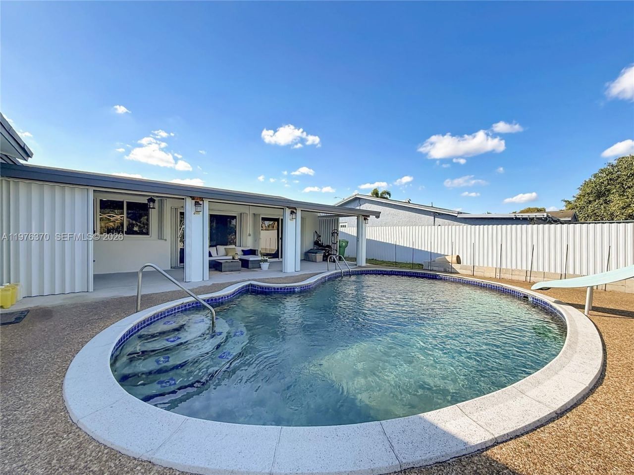 2913 Dolphin Dr , Miramar, FL 33025 Photo