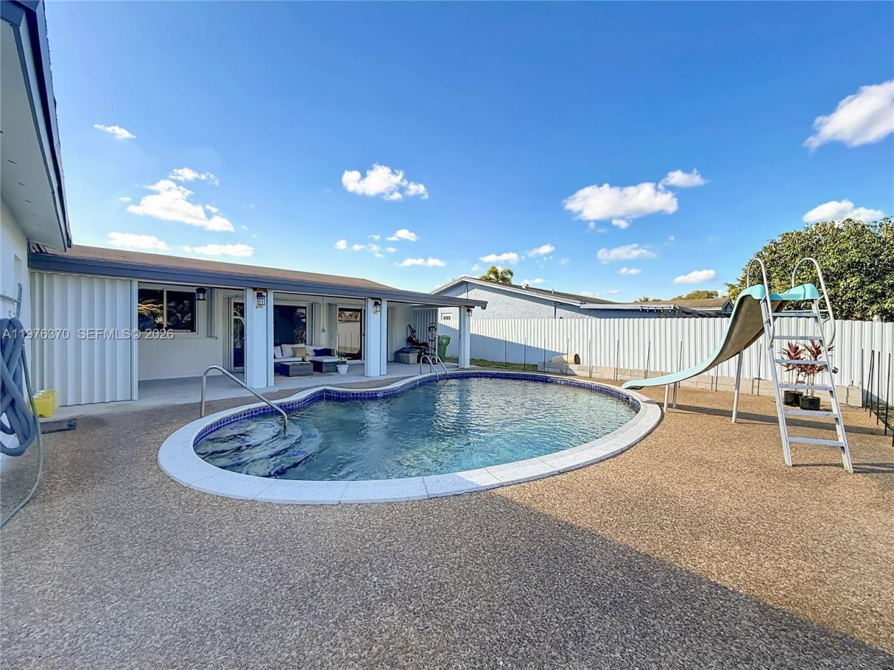 2913 Dolphin Dr , Miramar, FL 33025 Photo