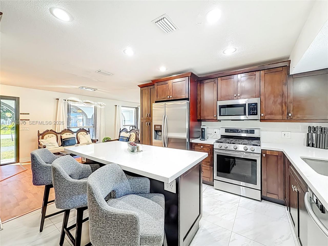 2913 Dolphin Dr , Miramar, FL 33025 Photo