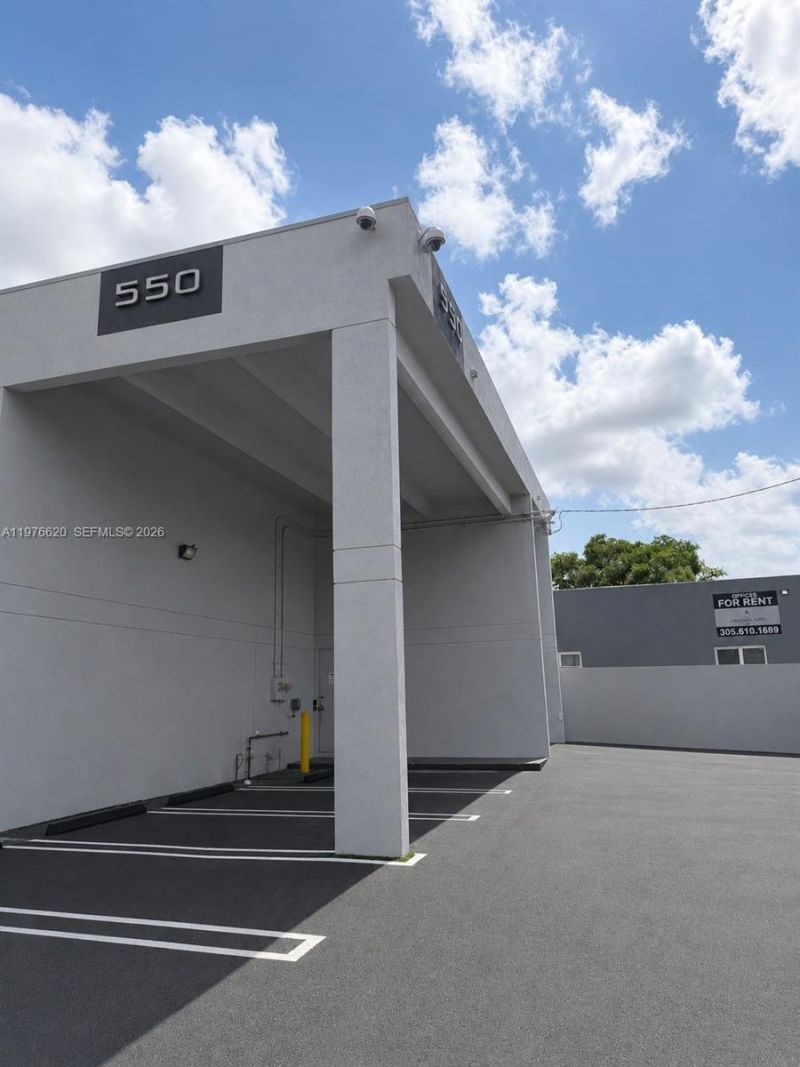 550 NW 29th St, Miami, FL 33127 Photo