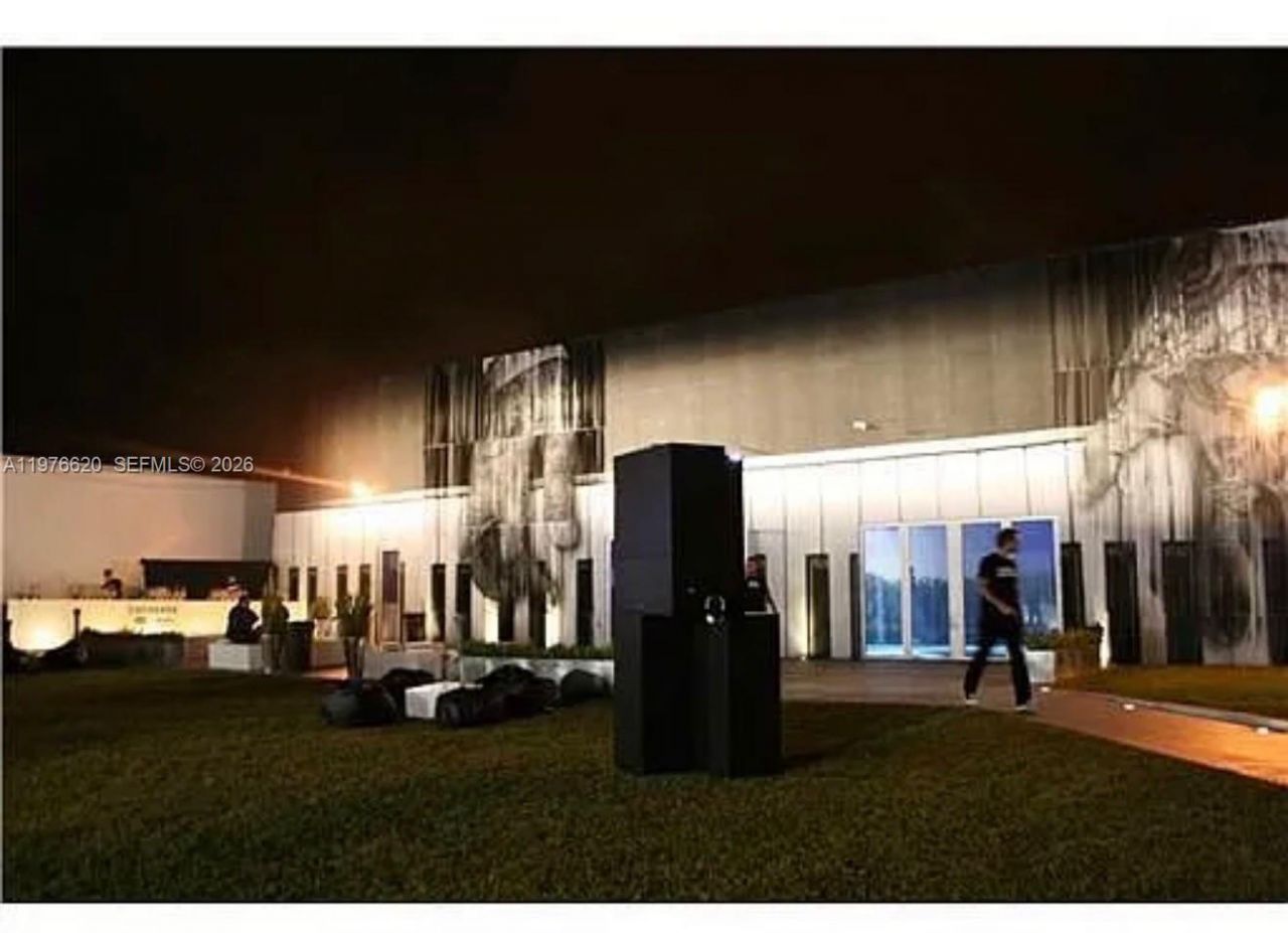 550 NW 29th St , Miami, FL 33127 Photo