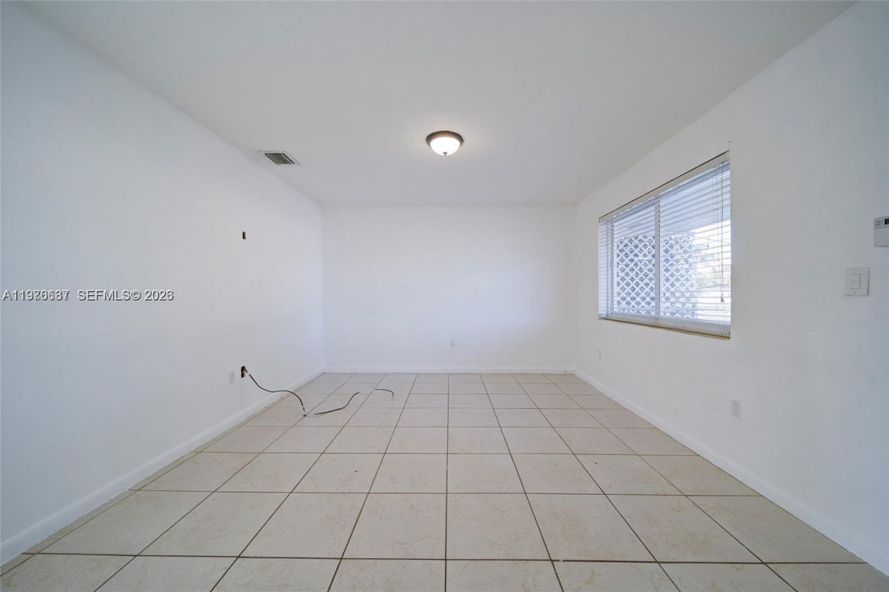 10203 NW 12th Ave, Unit 10203, Miami, FL 33150 Photo