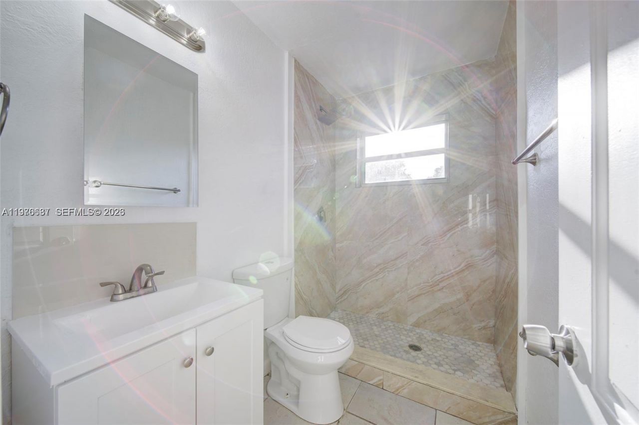 10203 NW 12th Ave, Unit 10203, Miami, FL 33150 Photo