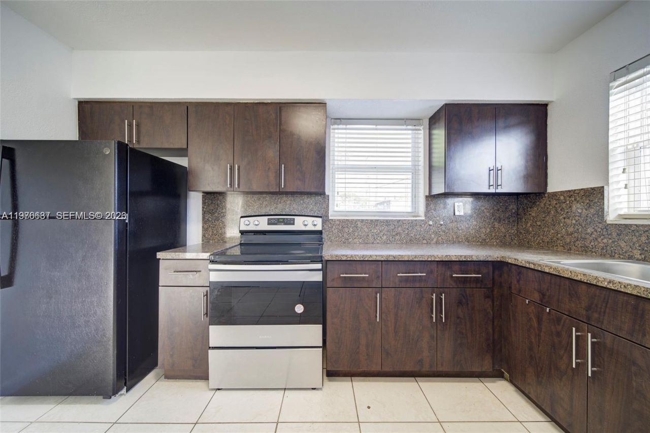 10203 NW 12th Ave, Unit 10203, Miami, FL 33150 Photo