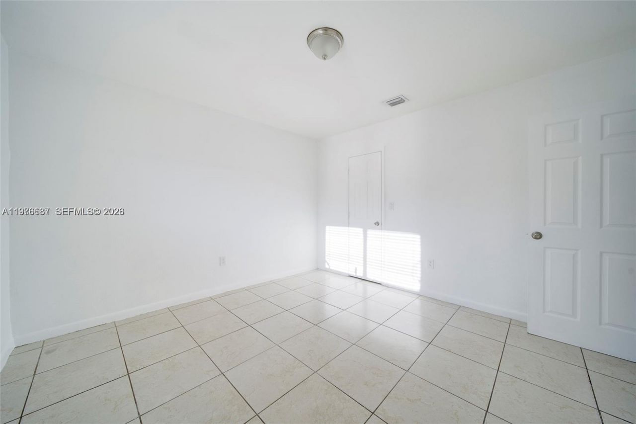 10203 NW 12th Ave, Unit 10203, Miami, FL 33150 Photo