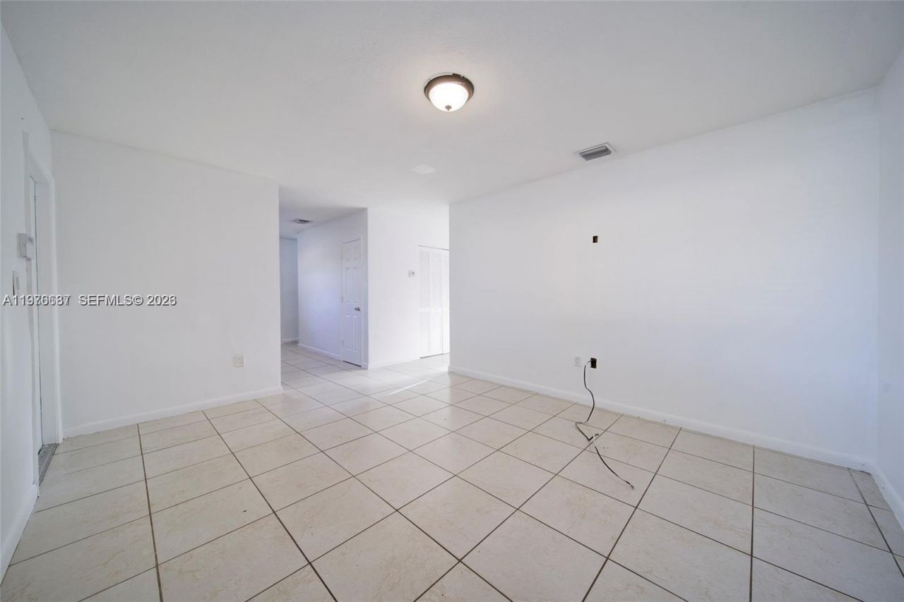 10203 NW 12th Ave, Unit 10203, Miami, FL 33150 Photo