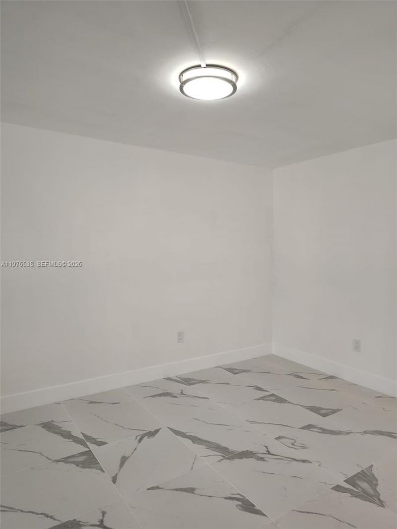 655 Eldron Dr, Unit 15, Miami Springs, FL 33166 Photo