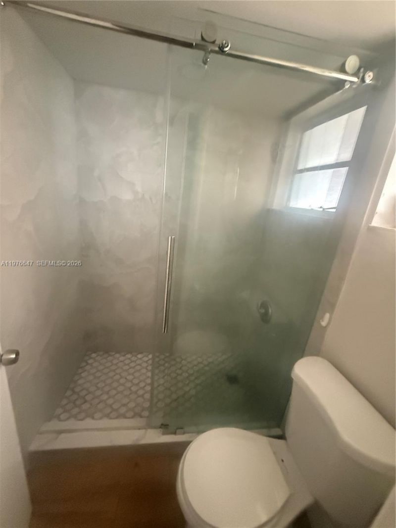 8820 Fontainebleau Blvd, Unit 302, Miami, FL 33172 Photo