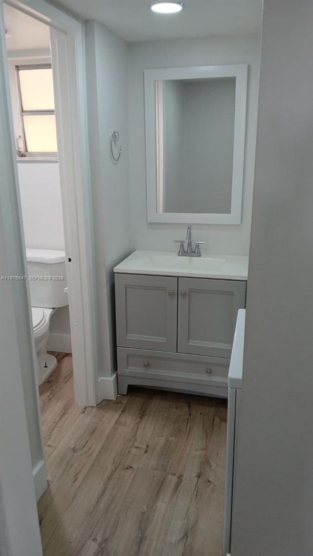 8820 Fontainebleau Blvd, Unit 302, Miami, FL 33172 Photo