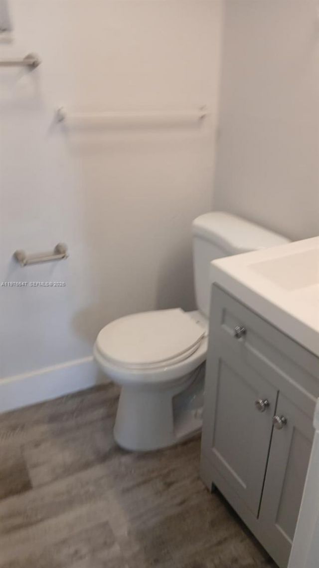 8820 Fontainebleau Blvd, Unit 302, Miami, FL 33172 Photo