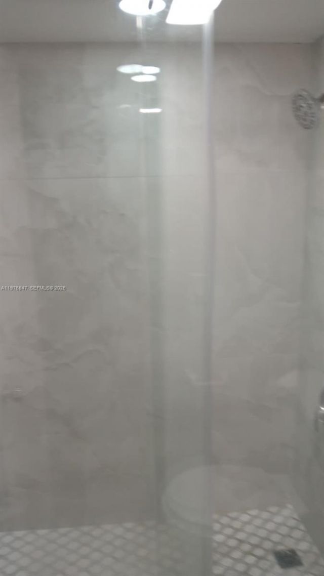 8820 Fontainebleau Blvd, Unit 302, Miami, FL 33172 Photo