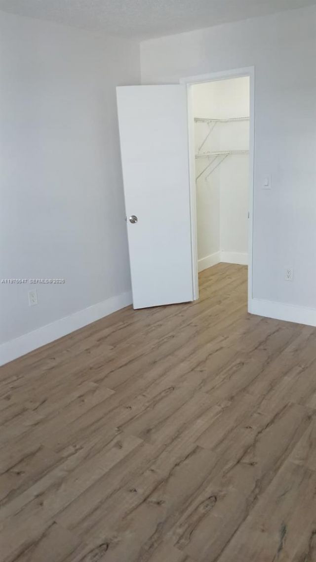 8820 Fontainebleau Blvd, Unit 302, Miami, FL 33172 Photo