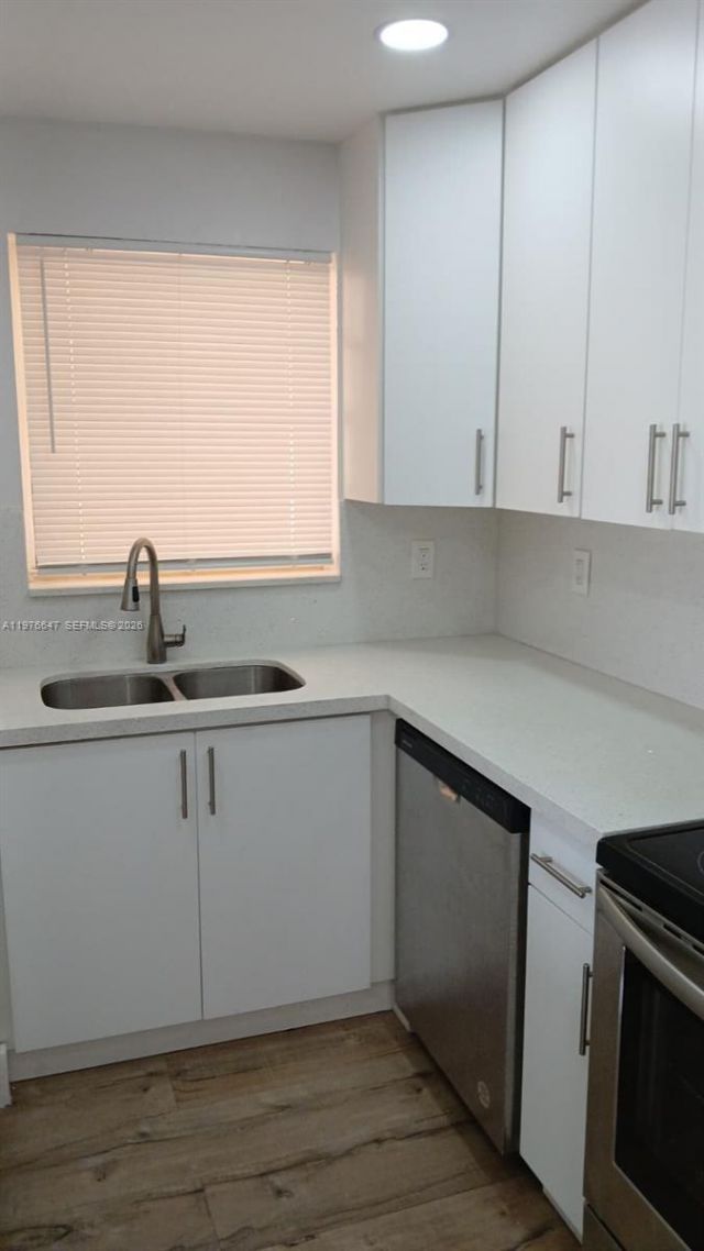 8820 Fontainebleau Blvd, Unit 302, Miami, FL 33172 Photo