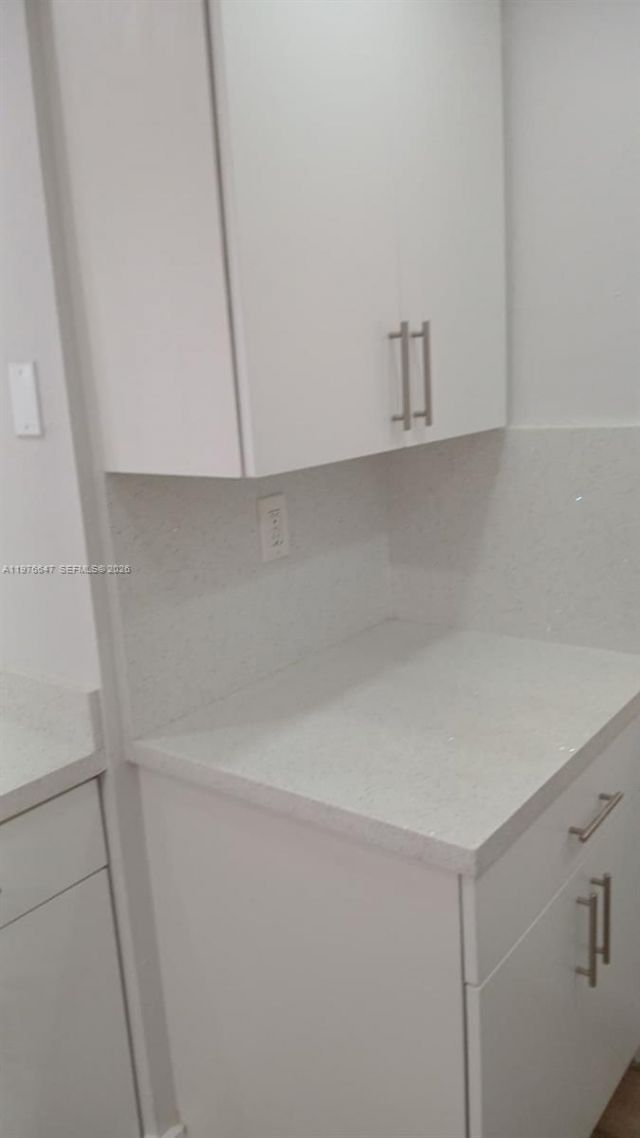 8820 Fontainebleau Blvd, Unit 302, Miami, FL 33172 Photo