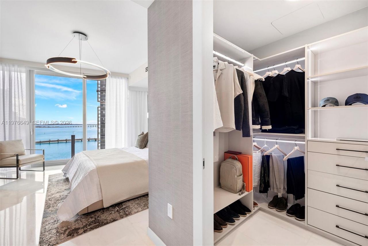 300 Biscayne Blvd Way , Unit 1605, Miami, FL 33131 Photo