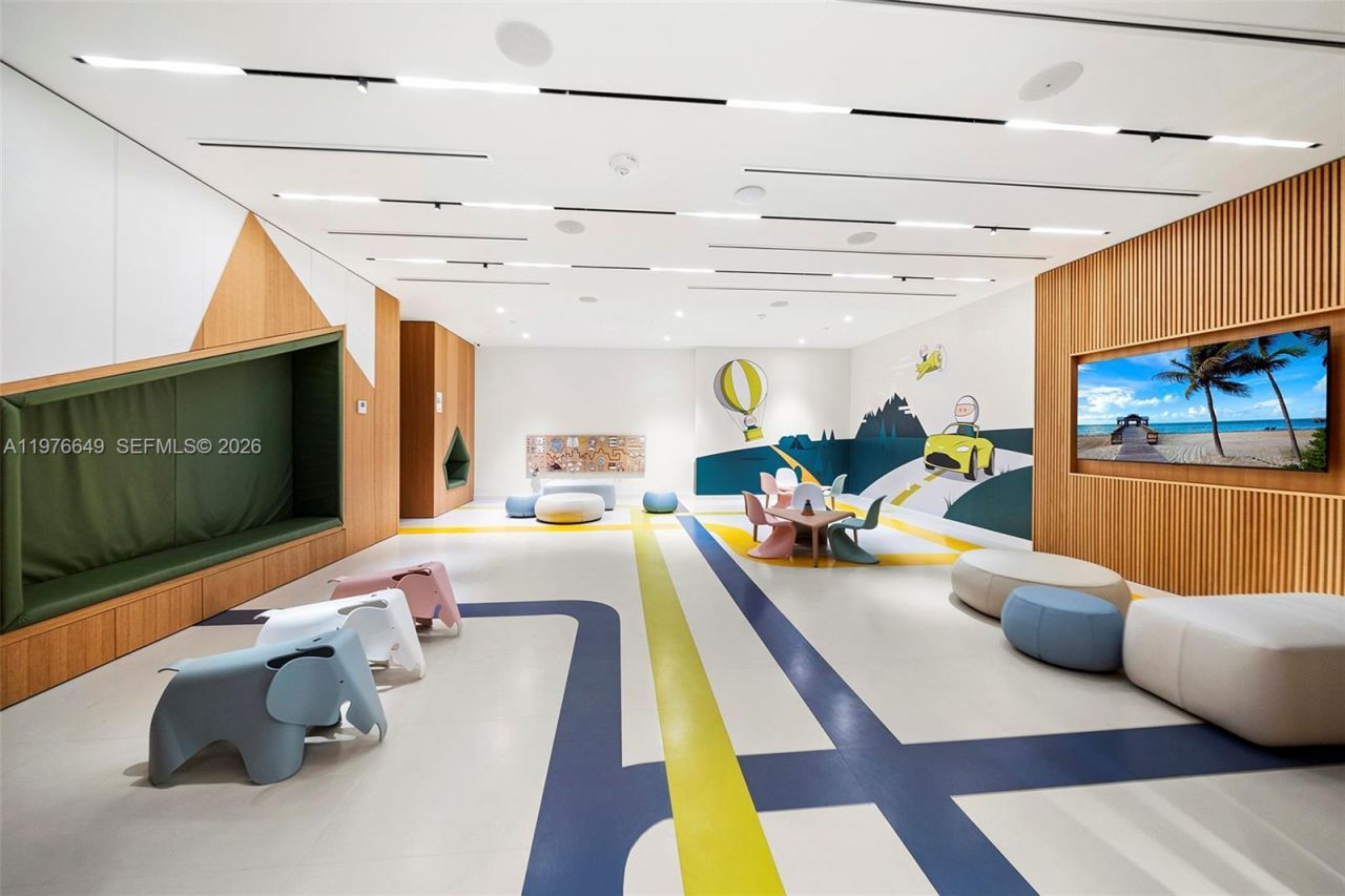 300 Biscayne Blvd Way , Unit 1605, Miami, FL 33131 Photo