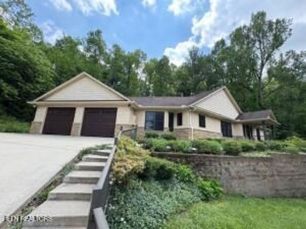 197 Evergreen Pl, Sparta, TN