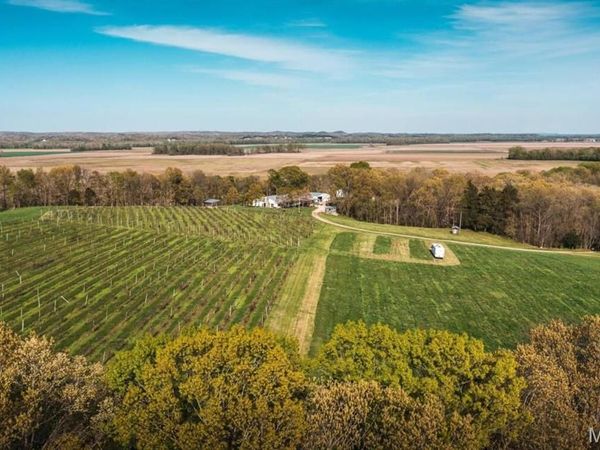 3166 Highway B , Berger, MO 63014