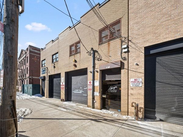 38-56 11th Street , Long Island City, NY 11101