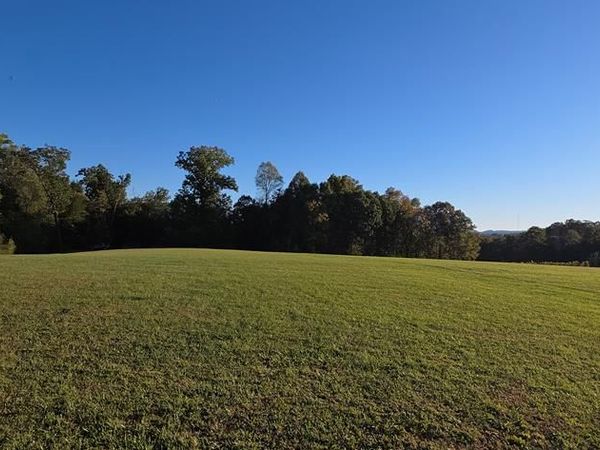 Terry Avenue, FAYETTEVILLE, WV 25840