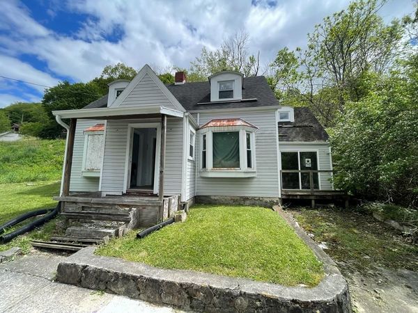 200 Jones St, BLUEFIELD, WV 24701