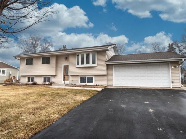 5525 Lower 182nd Street W, Farmington, MN 55024