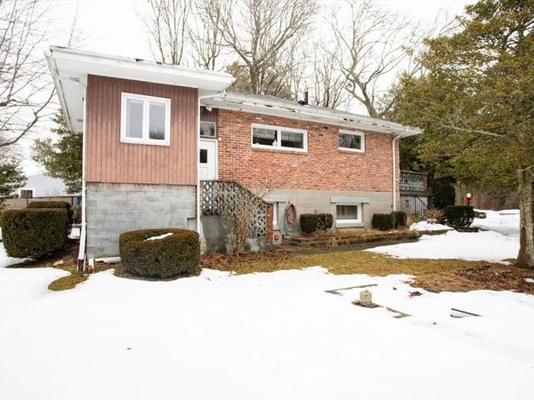 179 Robert St, Westport, MA 02790