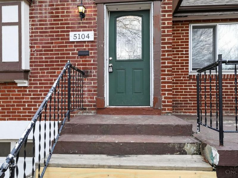 5104 Lillian Drive, Cincinnati, OH 45237 Photo 2