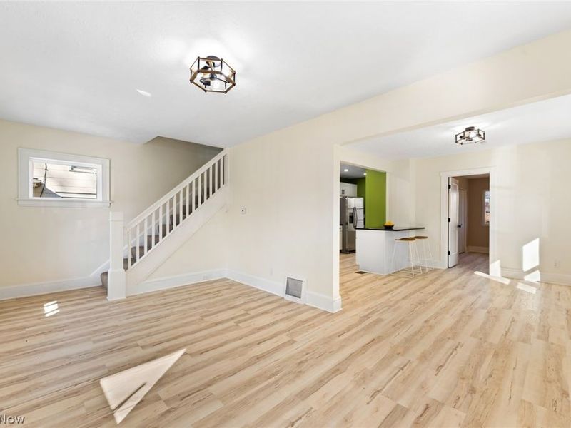 1933 10th Street , Cuyahoga Falls, OH 44221 Photo 3