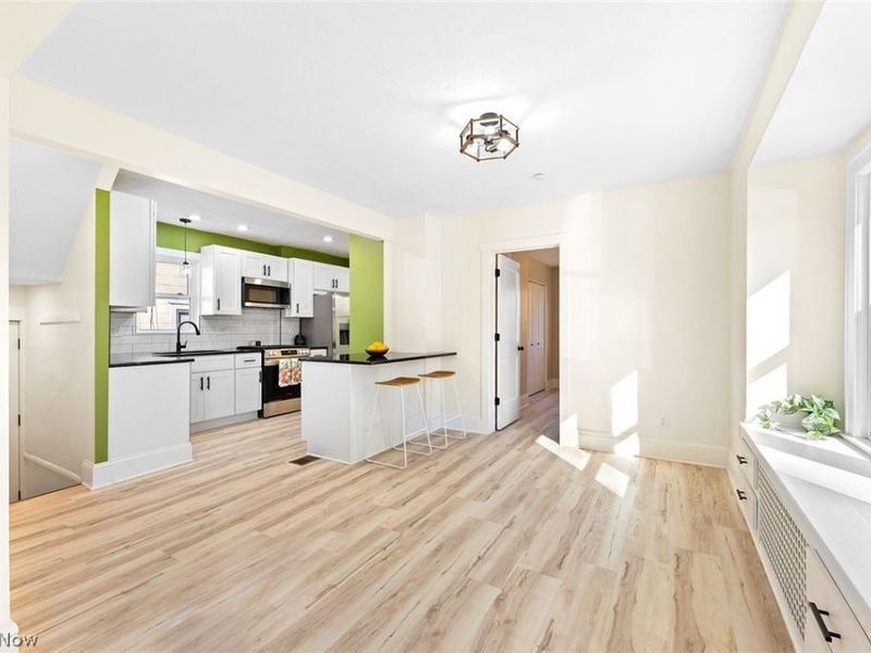 1933 10th Street , Cuyahoga Falls, OH 44221 Photo 5