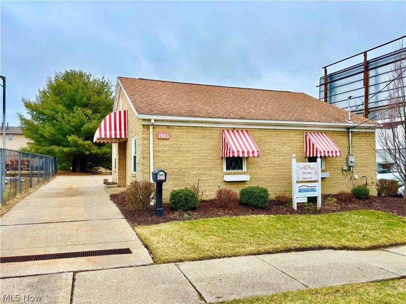 1903 Brown Street , Akron, OH 44301 Photo 1