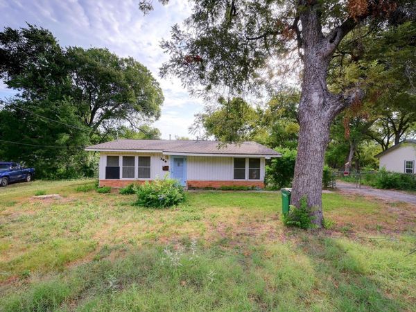 300 Pecan DR , Austin, TX 78753