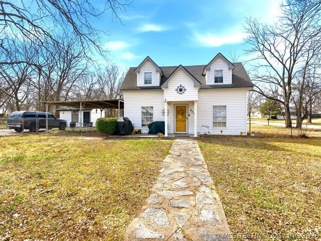 901 S Johnston Street , Ada, OK 74820 Main Photo