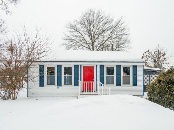 5 Nottingwood Lane, Merrimack, NH 03054