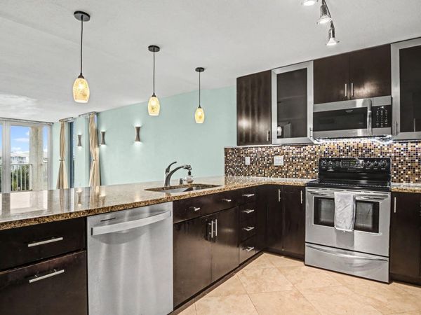 30 Moreno Point Road, Unit 306B, Destin, FL 32541