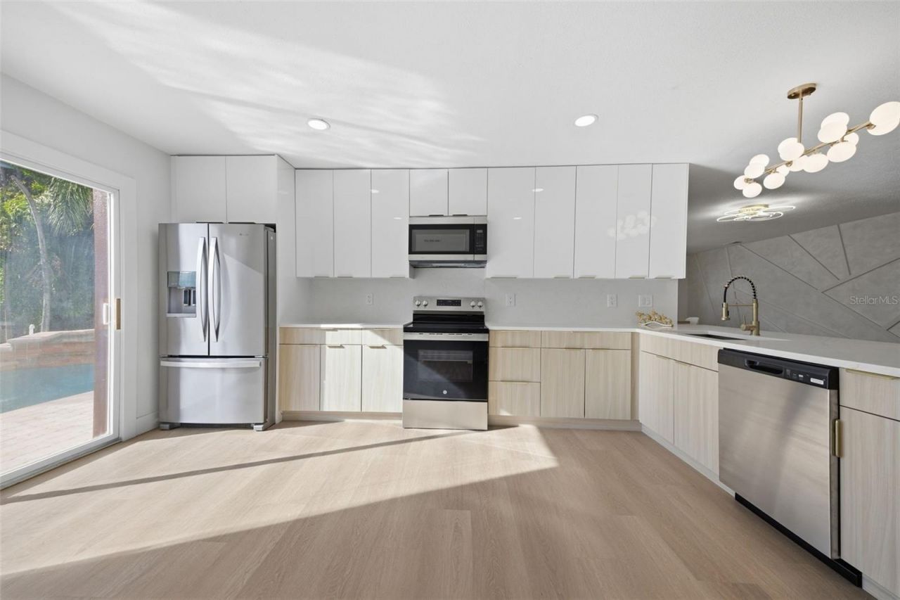 5700 Venetian Boulevard Ne, Saint Petersburg, FL 33703 Photo