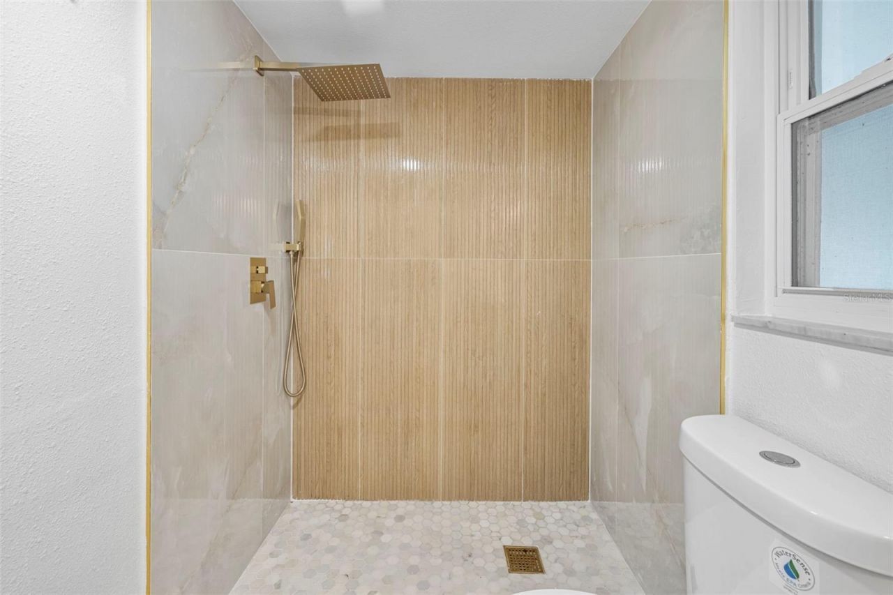 5700 Venetian Boulevard Ne, Saint Petersburg, FL 33703 Photo