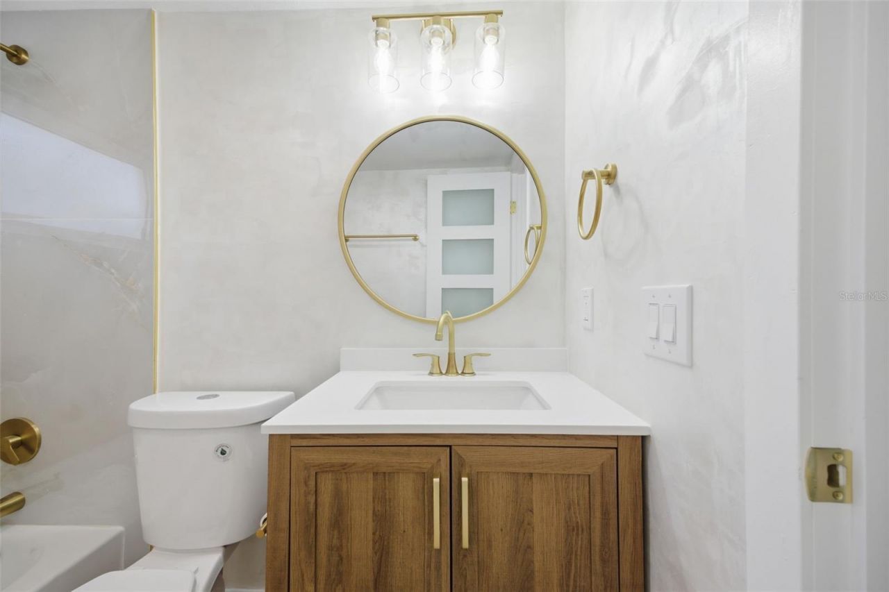 5700 Venetian Boulevard Ne, Saint Petersburg, FL 33703 Photo